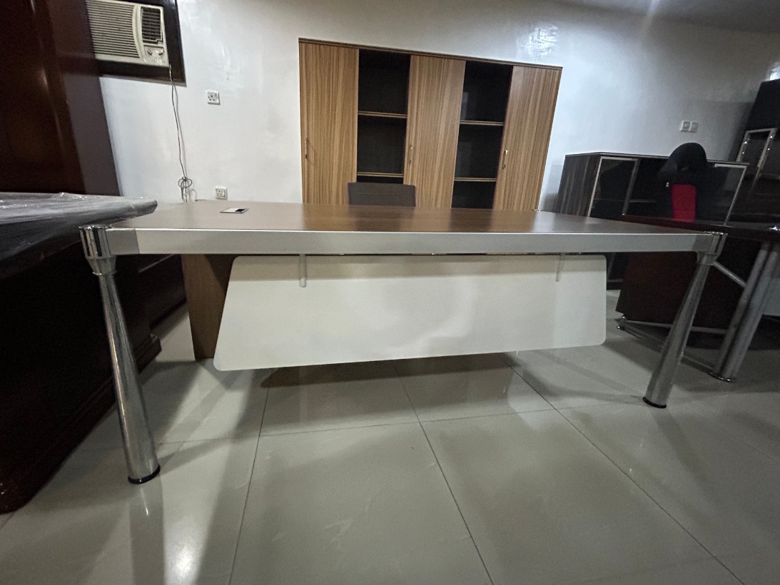 The Streamline Modern Utility Desk Office Desk thumbnail 2