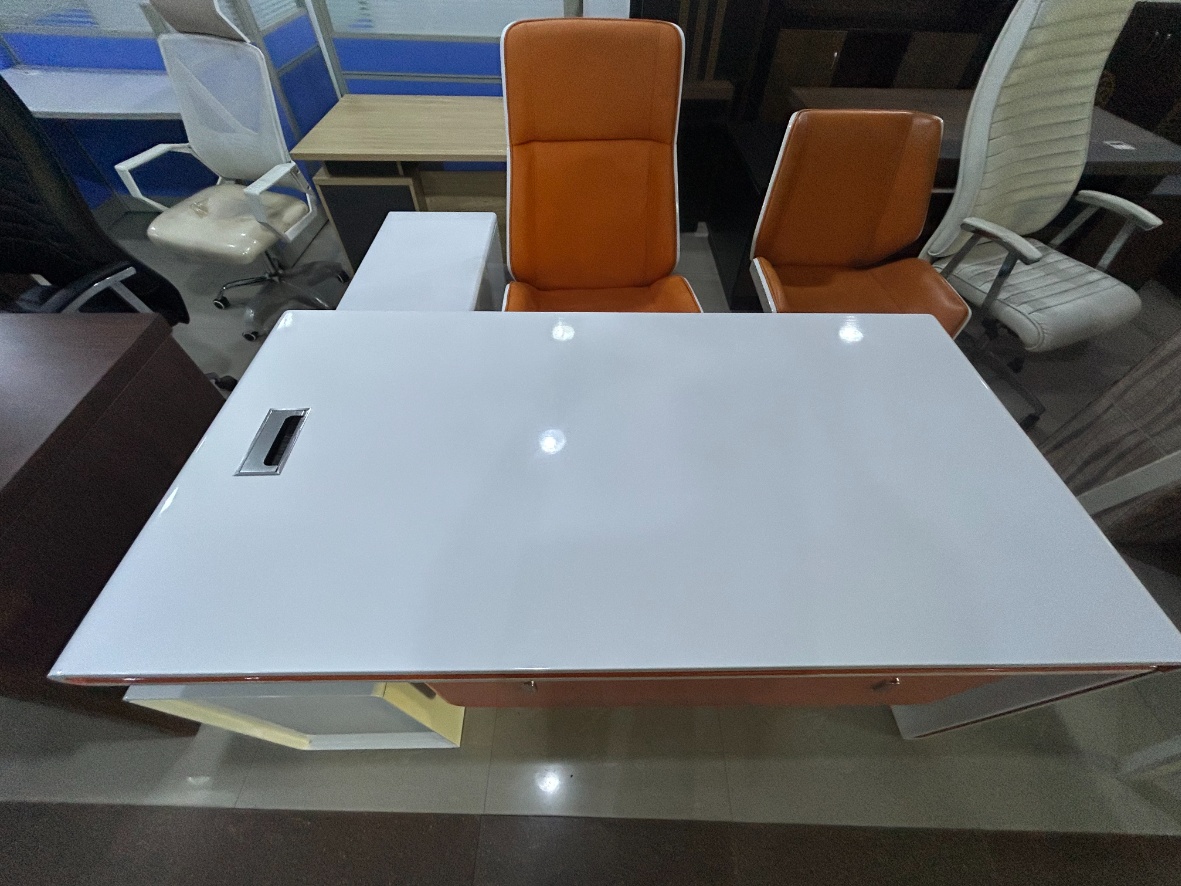 High-End Orange Glossy Finish Executive Desk Office Table thumbnail 1