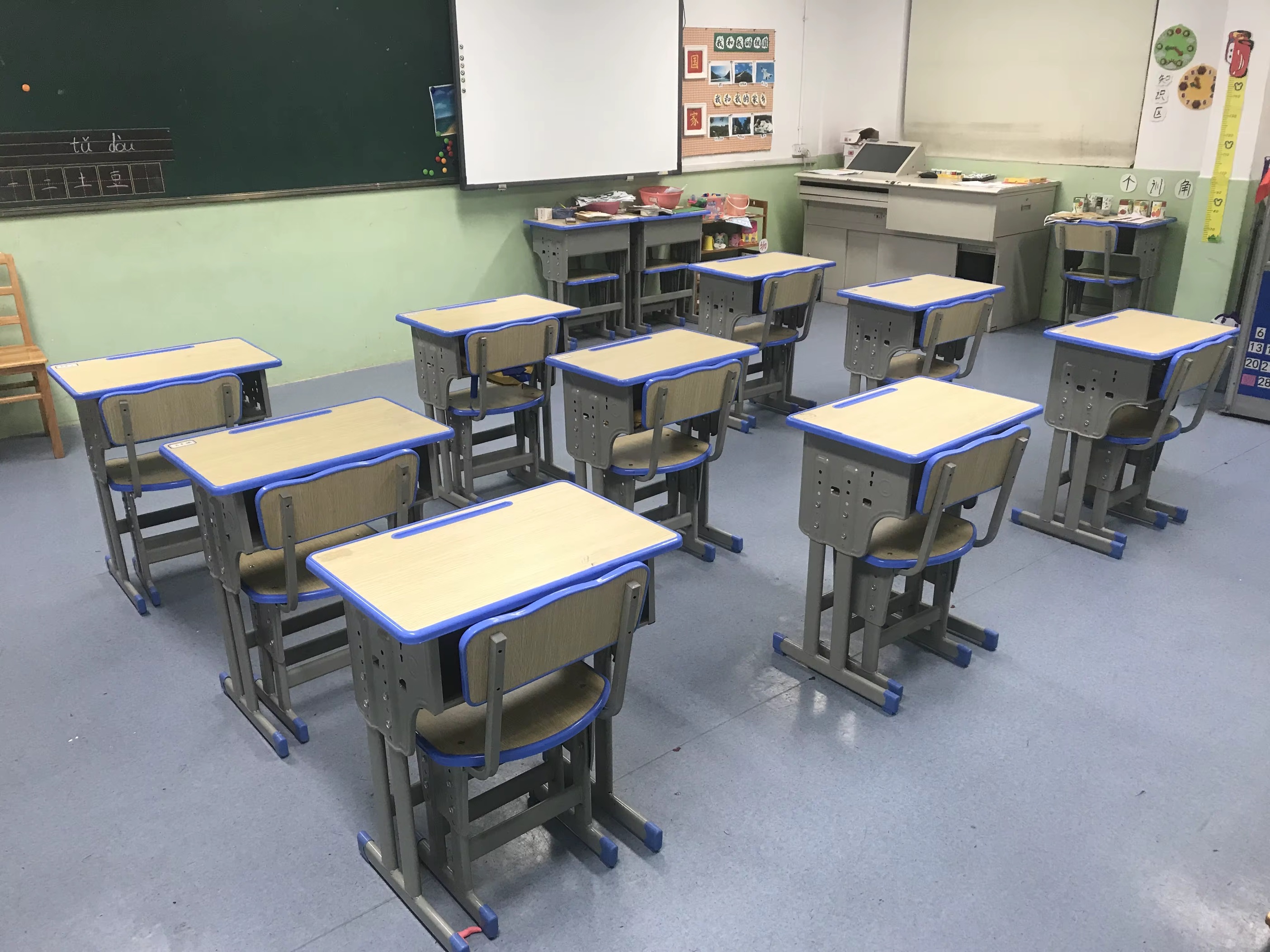 Premium Adjustable Single Classroom Desk and Chair Set Student Chair thumbnail 4