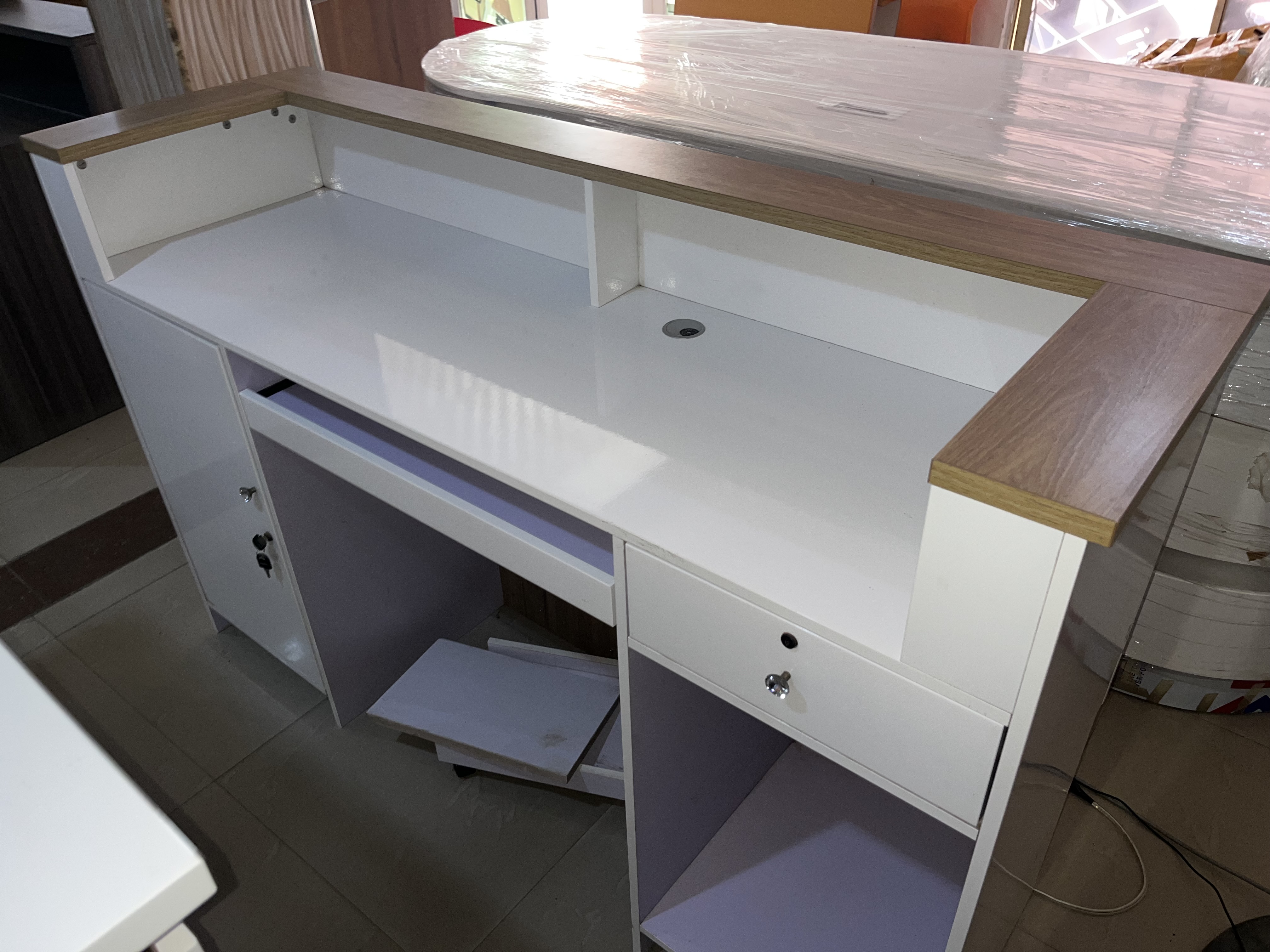 The 'Aura' Reception Desk thumbnail 1