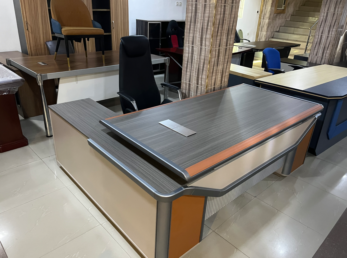 Grey Wood Grain With Silver Trim CEO Executive Desk Office Desk thumbnail 1