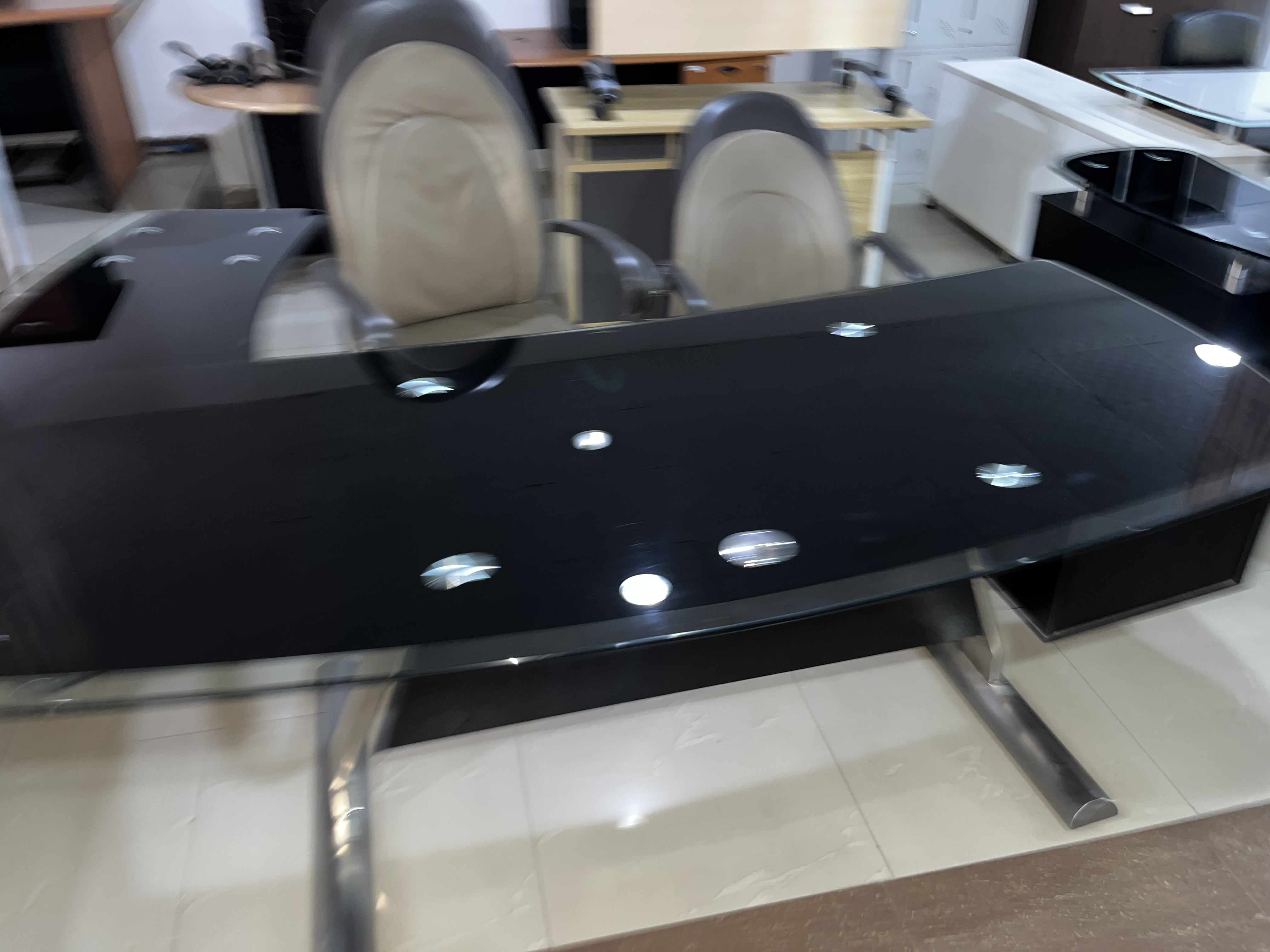 Premium Black Glossy Surface Executive Desk Office Desk thumbnail 3