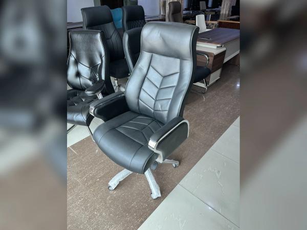 Premium Elegance Chevron Ribbed High-Back Executive Chair - Black Office Chairs - Buy in Nigeria | Authentic Furniture