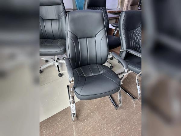 Premium Sleek Channel-Fluted Cantilever Visitor Chair - Black Office Chairs - Buy in Nigeria | Authentic Furniture
