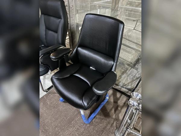 Premium Director Ergonomic Cantilever Visitor Chair with Lumbar Bolster - Black Office Chairs - Buy in Nigeria | Authentic Furniture