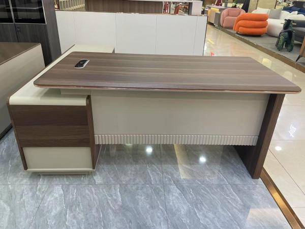 Modern Brown Oak Wood Executive Office Table