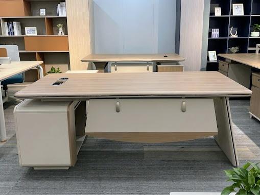 Modern Light Wood Executive Office Desk