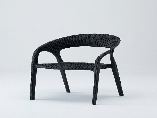 Modern Black / Coffee Brown Woven Outdoor Lounge Chair with Curved Backrest