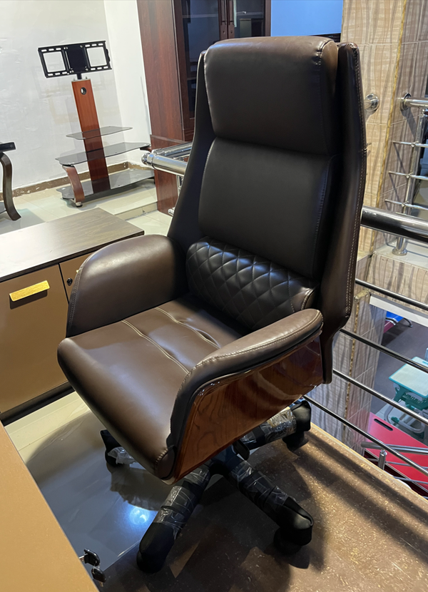 Modern Leather High Back Swivel Executive Chair - view 2